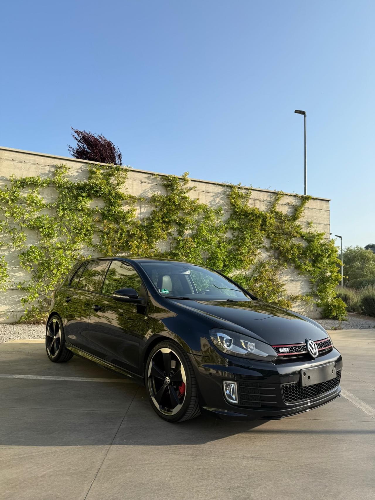 Volkswagen Golf 2.0 GTI Edition 35