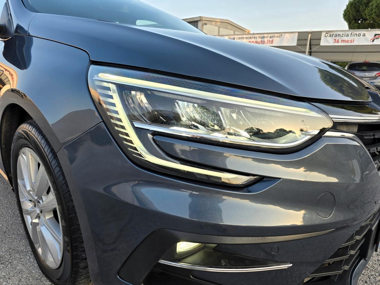 Renault Megane Sporter 1.5 blue dci Business 115cv edc