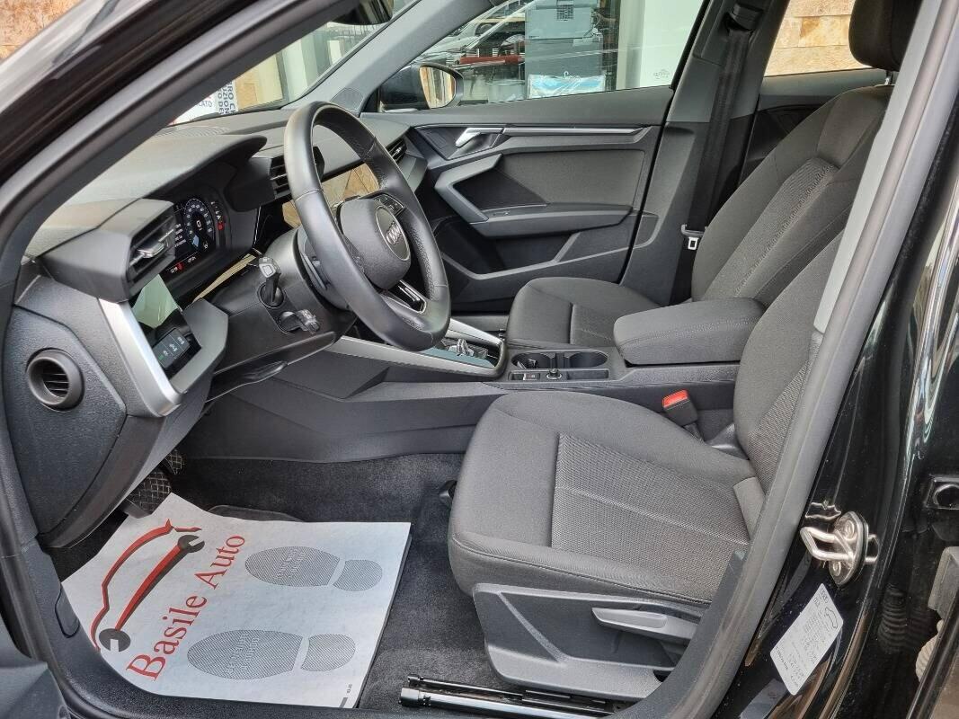 Audi A3 30 TDI S tronic Business