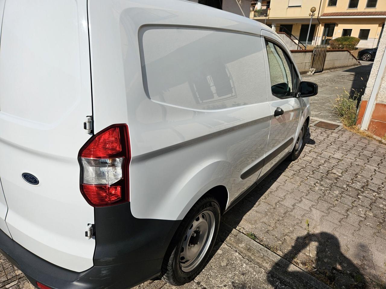 Ford Transit Courier Transit Courier 1.5 TDCi 100CV Van Trend
