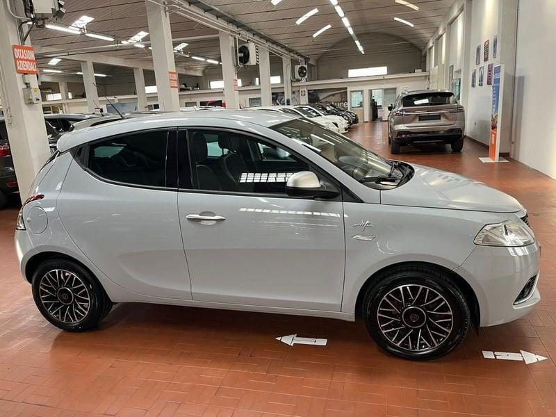 Lancia Ypsilon 1.2 69cv Mya