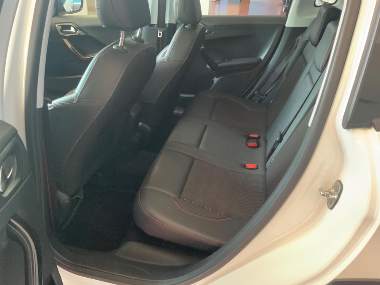 Peugeot 2008 PureTech Turbo 110 EAT6 S&S GT Line