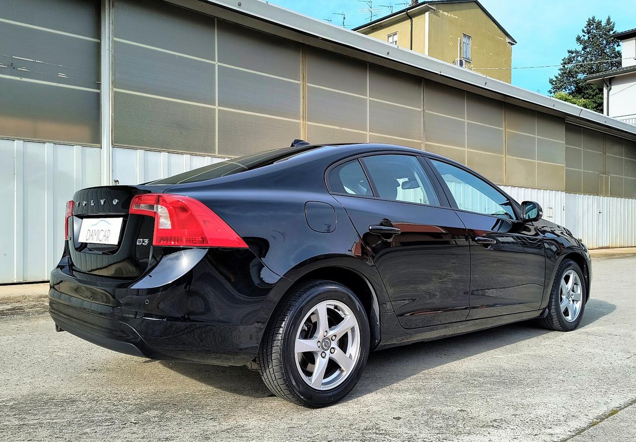 Volvo S60 D3 Automatico 136cv *Ok Neopatentati*