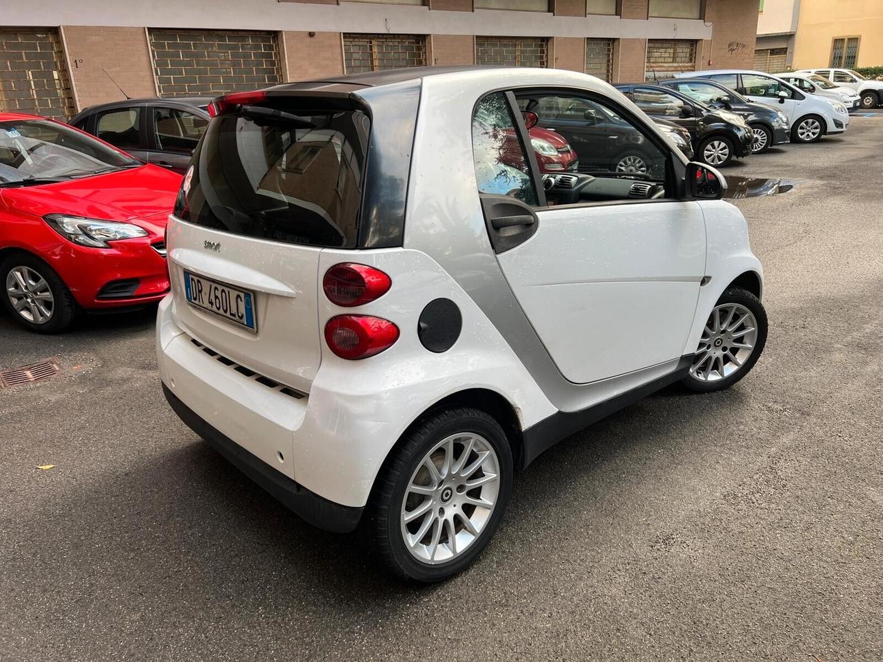 Smart ForTwo 1000 52 kW coupé pure