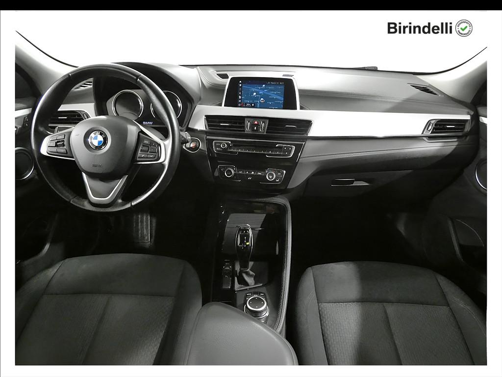 BMW X2 (F39) - X2 sDrive18d Business-X