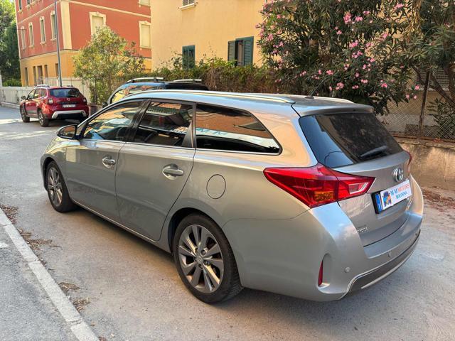 TOYOTA Auris Touring Sports 1.8 Hybrid Lounge "ProMMo"