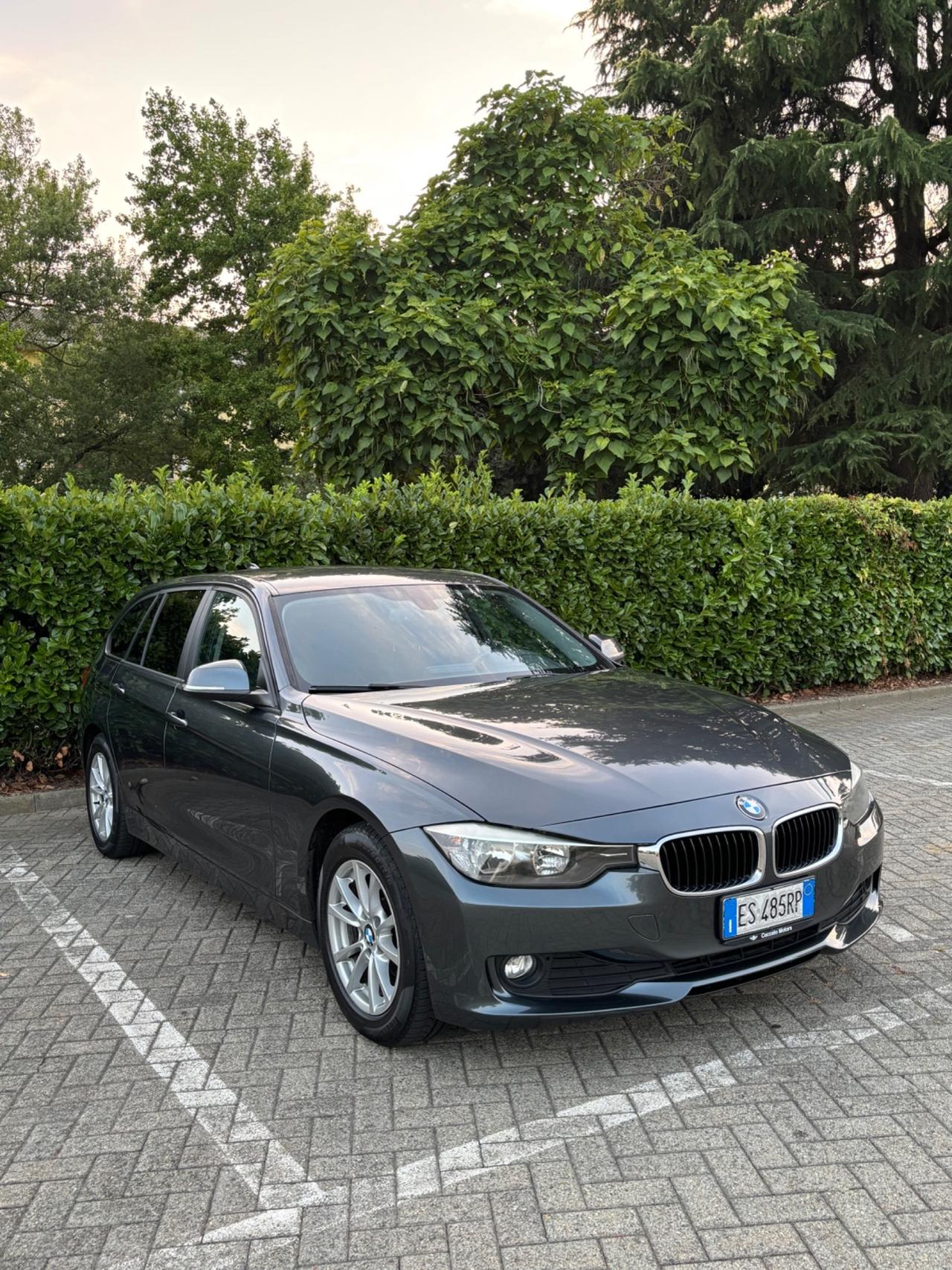 BMW 318d Touring