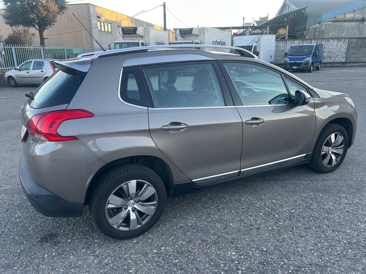 Peugeot 2008 1.6 e-HDi 92 CV