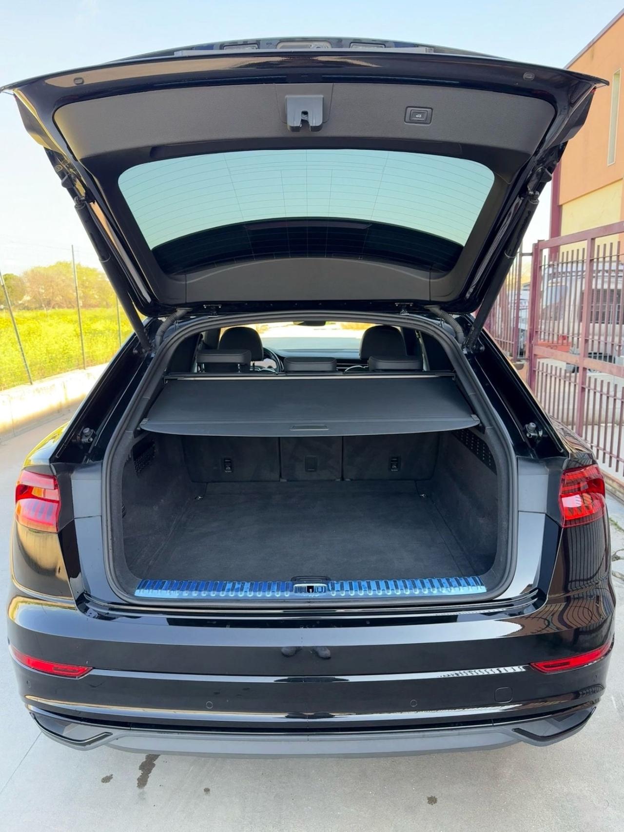 Audi Q8 50 TDI 286 CV quattro tiptronic Sport