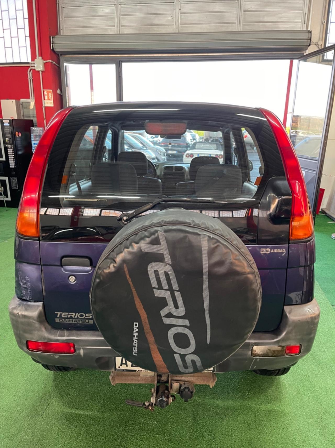 Daihatsu Terios 1.3i 4WD Neopatentati Gancio PERMUTE RATE