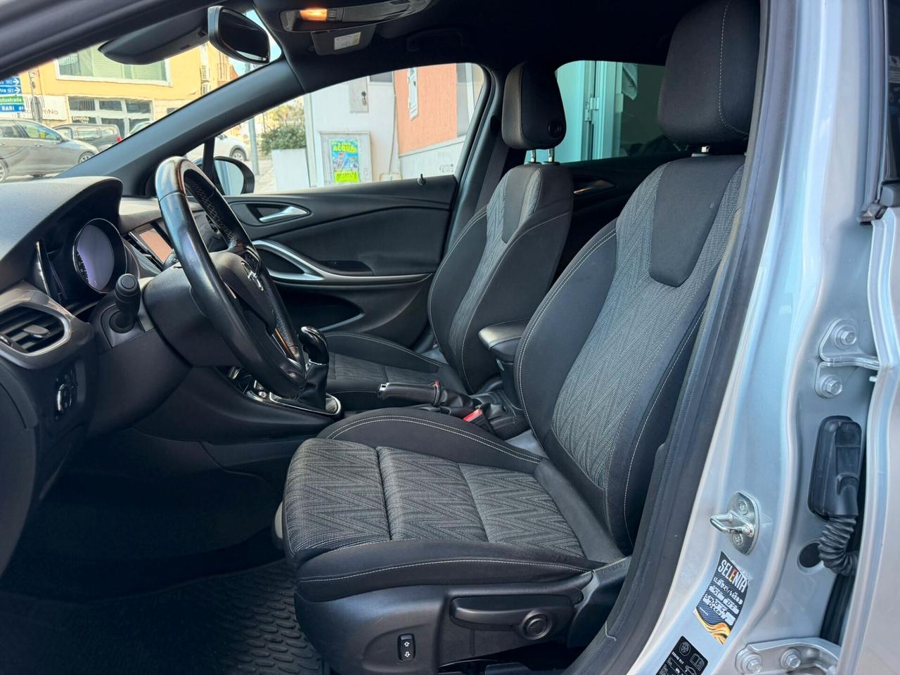 Opel Astra 1.5 CDTI 122 CV Berlina