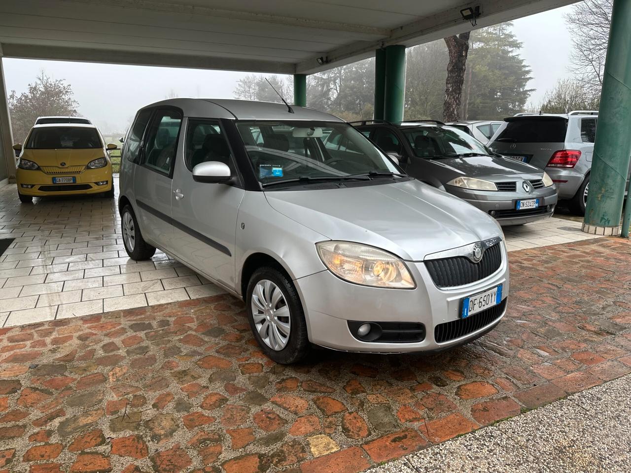 Skoda Roomster 1.4 GPL NEOPATENTATI (12 RATE)