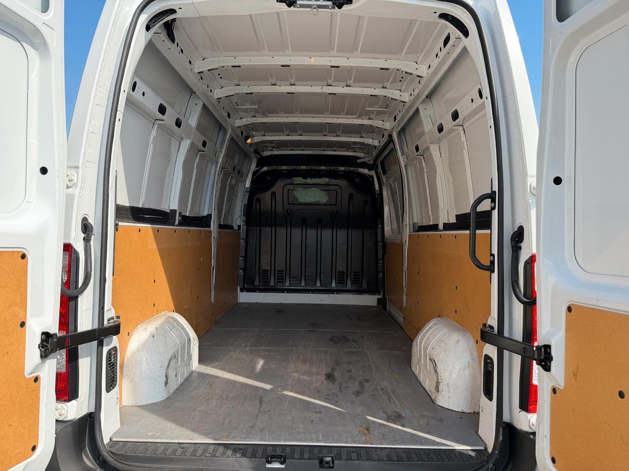 Renault Master T35 - 2.3 DCi 140cv - GANCIO TRAINO - EU6DTEMP - UNIPRO