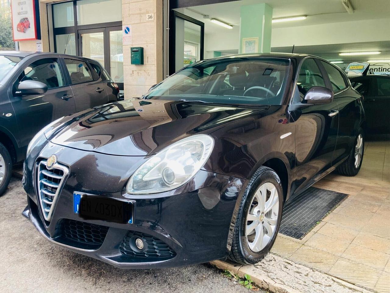 Alfa Romeo Giulietta 1.6 JTDm -X NEOPATENTATI-2012