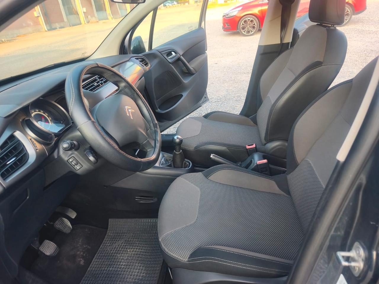 Renault Clio sw 2018--900 Benzina Neopatentati