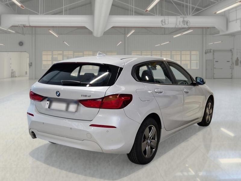 BMW 116 BUSINESS ADVANTAGE AUTO 5 PORTE BERLINA