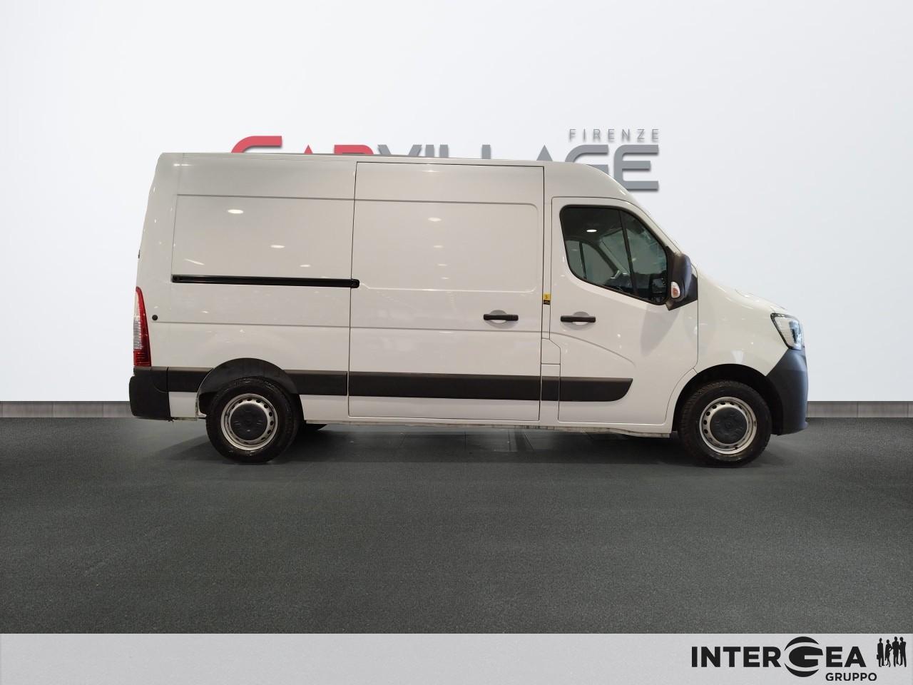 RENAULT Master T35 2.3 dci 135cv L2H2 Ice