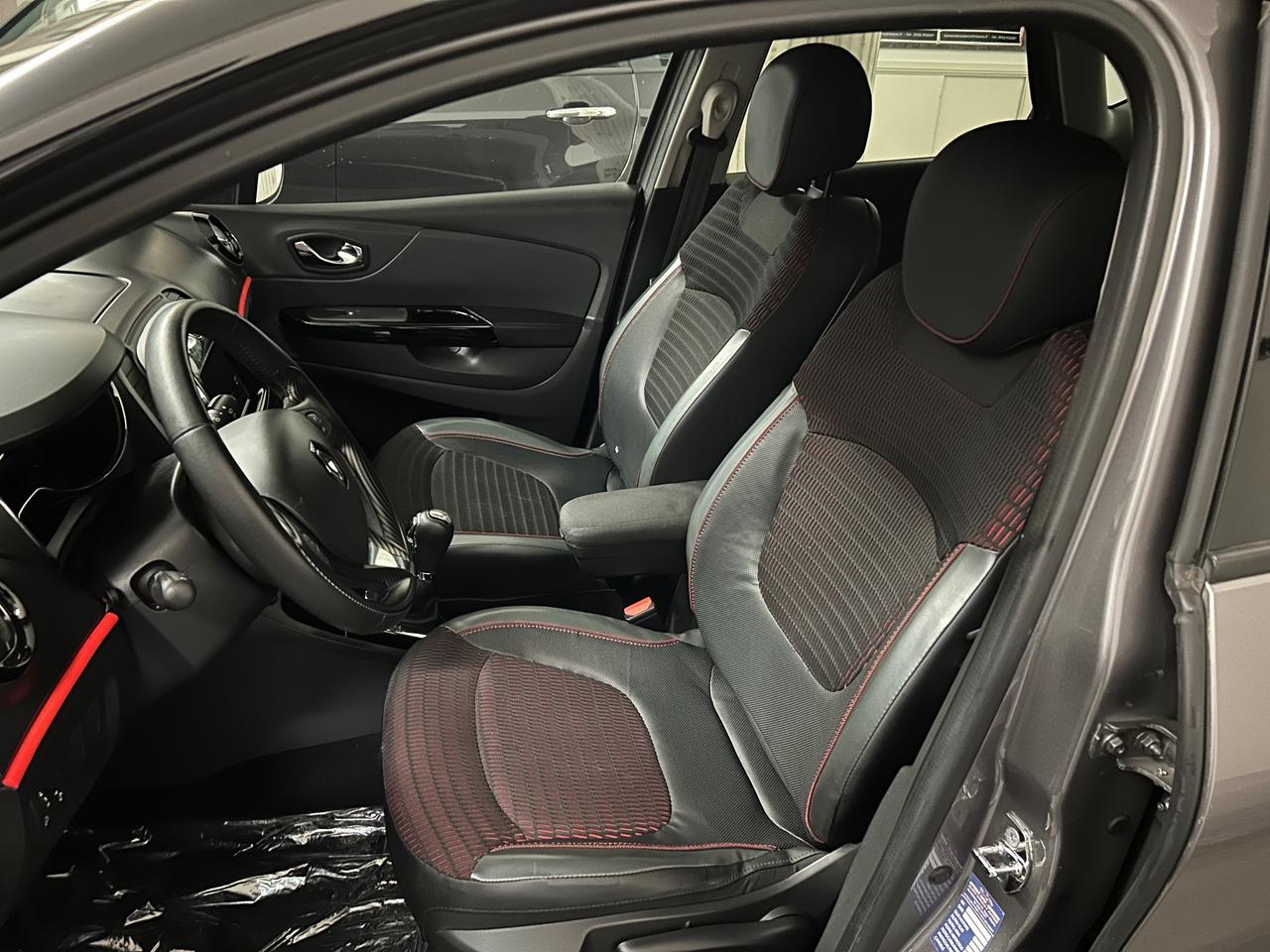 Renault Captur dCi 8V 90 CV EDC Start&Stop Energy Intens