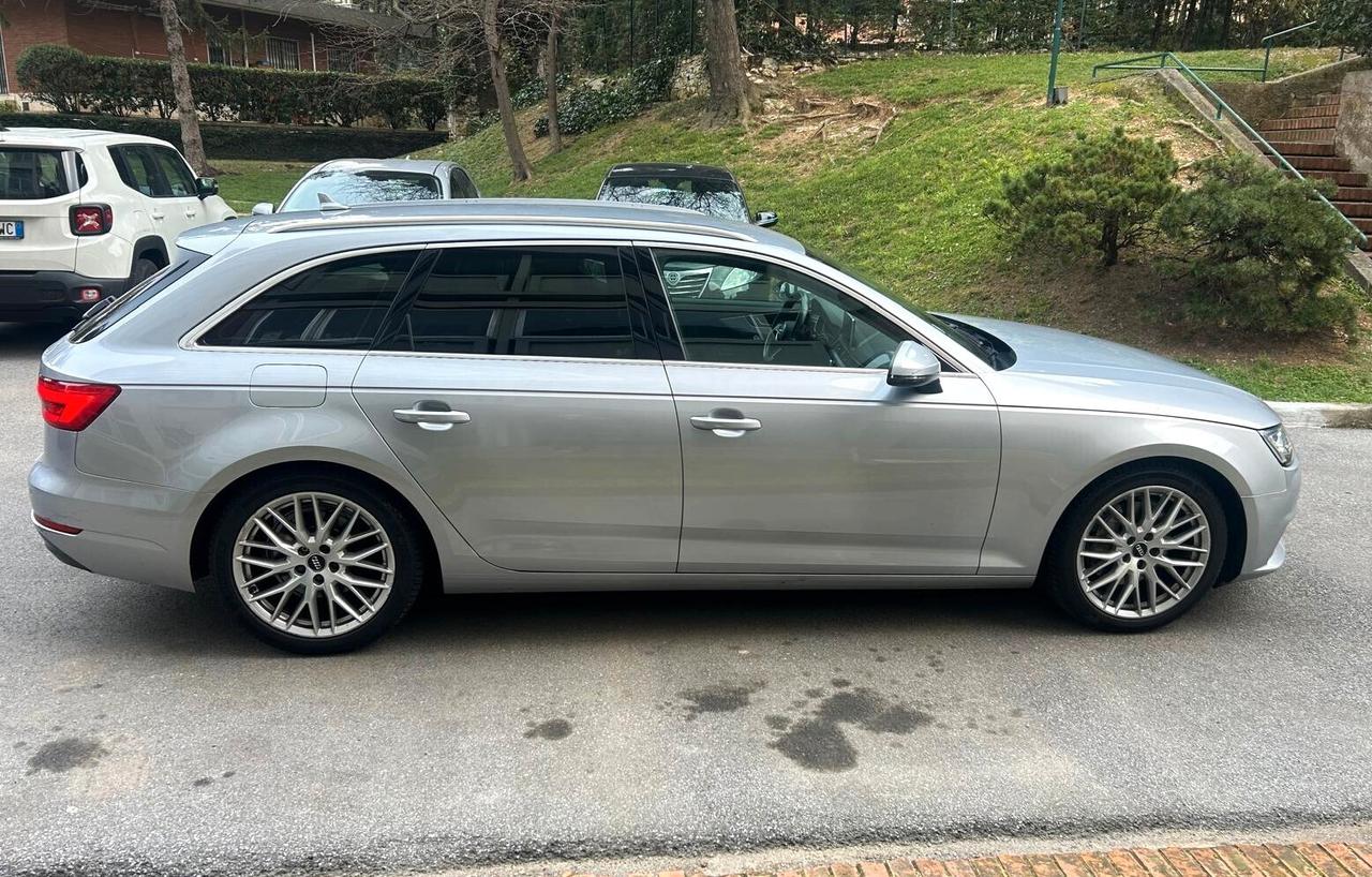 Audi A4 Avant 2.0 TDI 190 CV ultra Business Sport