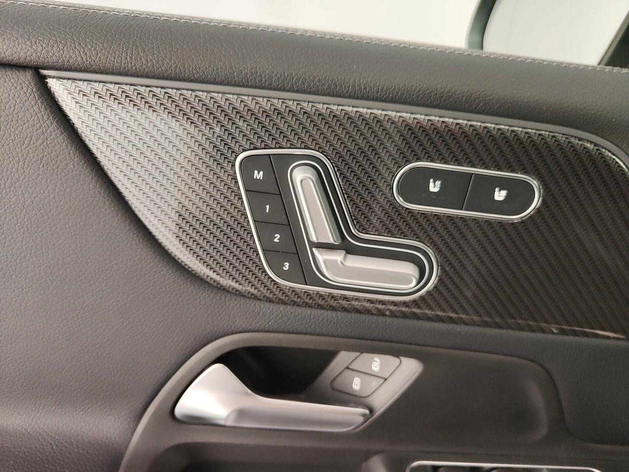 Mercedes-benz GLB 220 d Automatic 4Matic Premium
