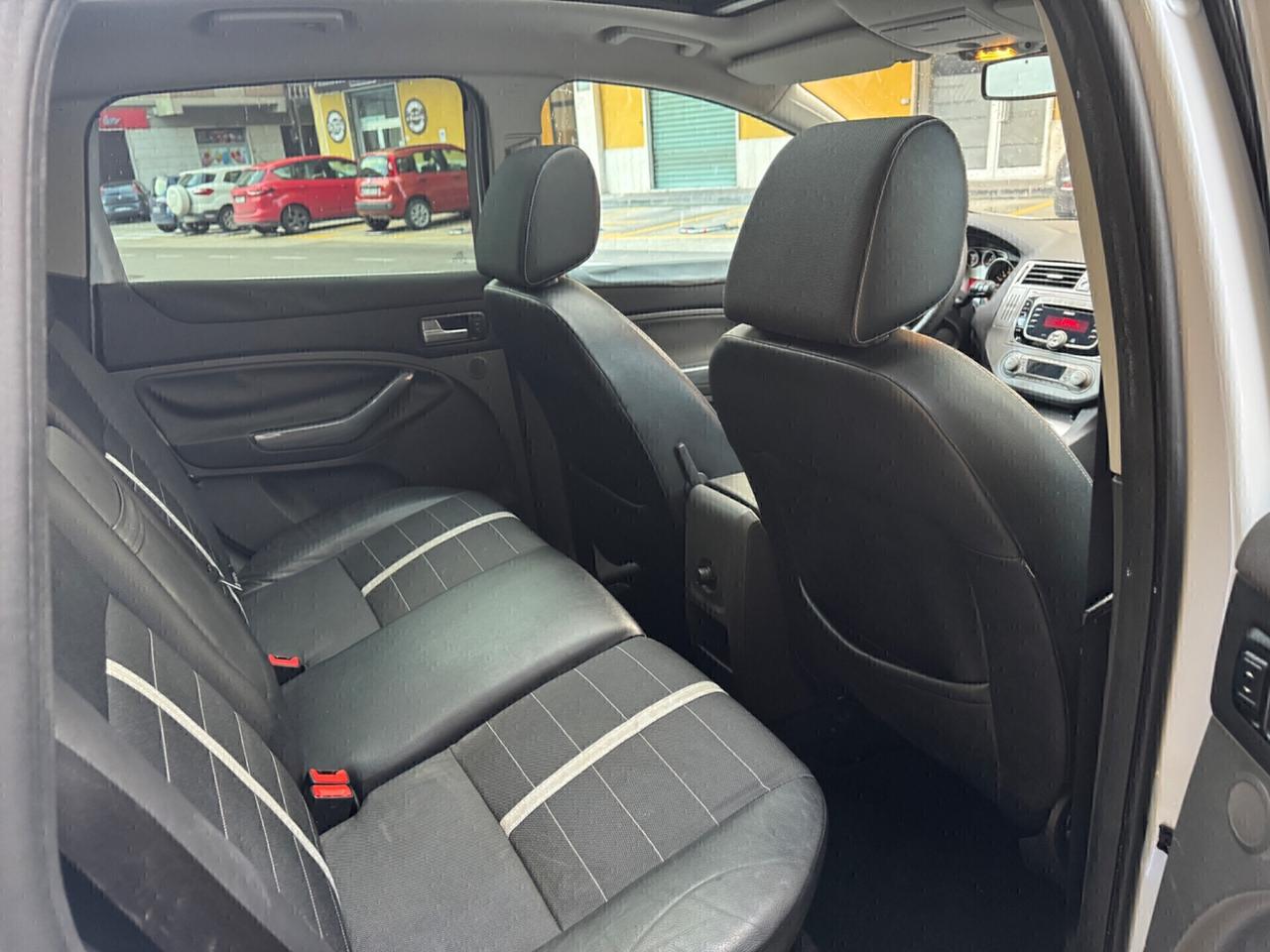 Ford Kuga 2.0 TDCi 136 CV 4WD Titanium