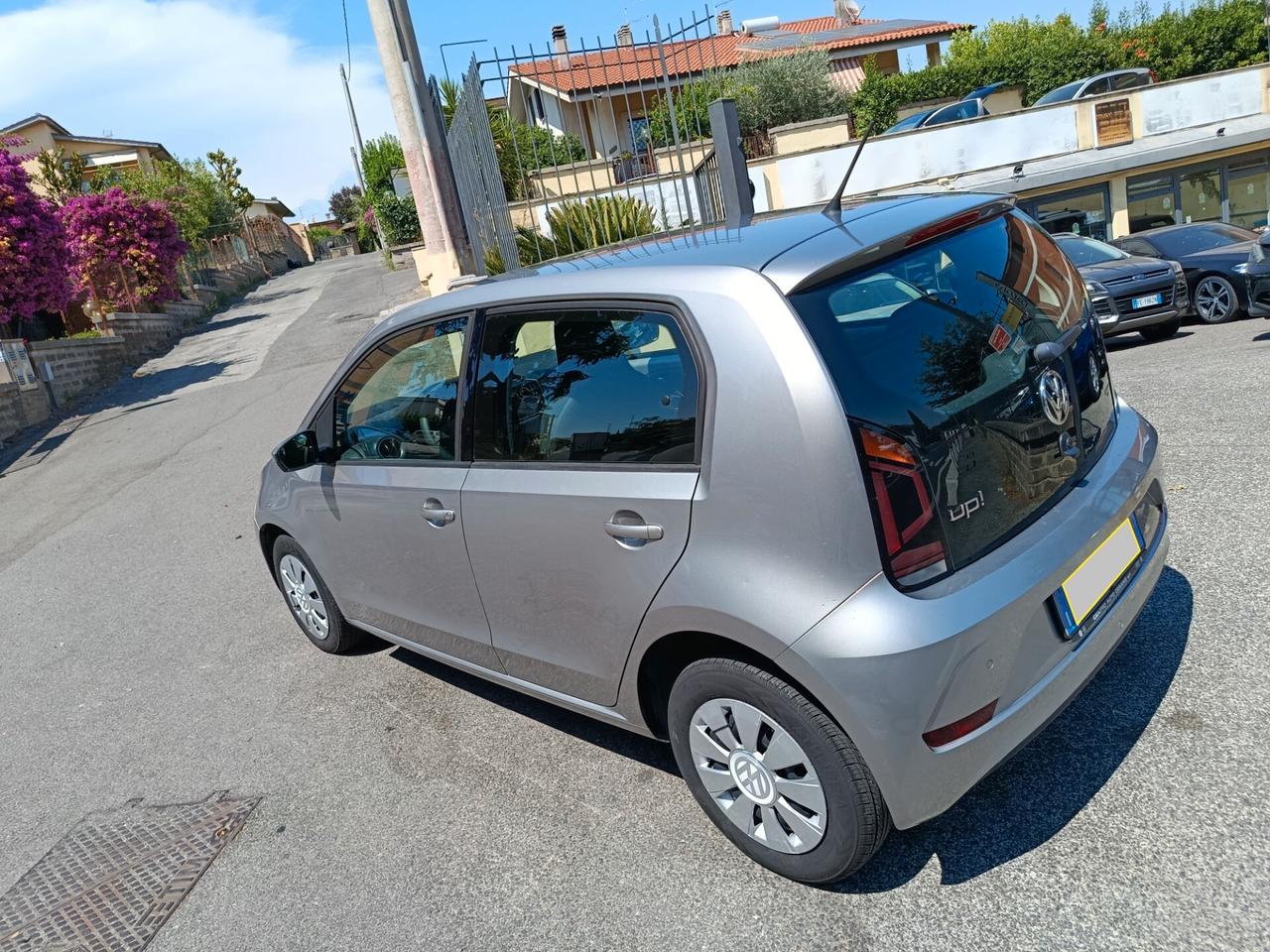 Volkswagen up! 1.0 5p. move up!