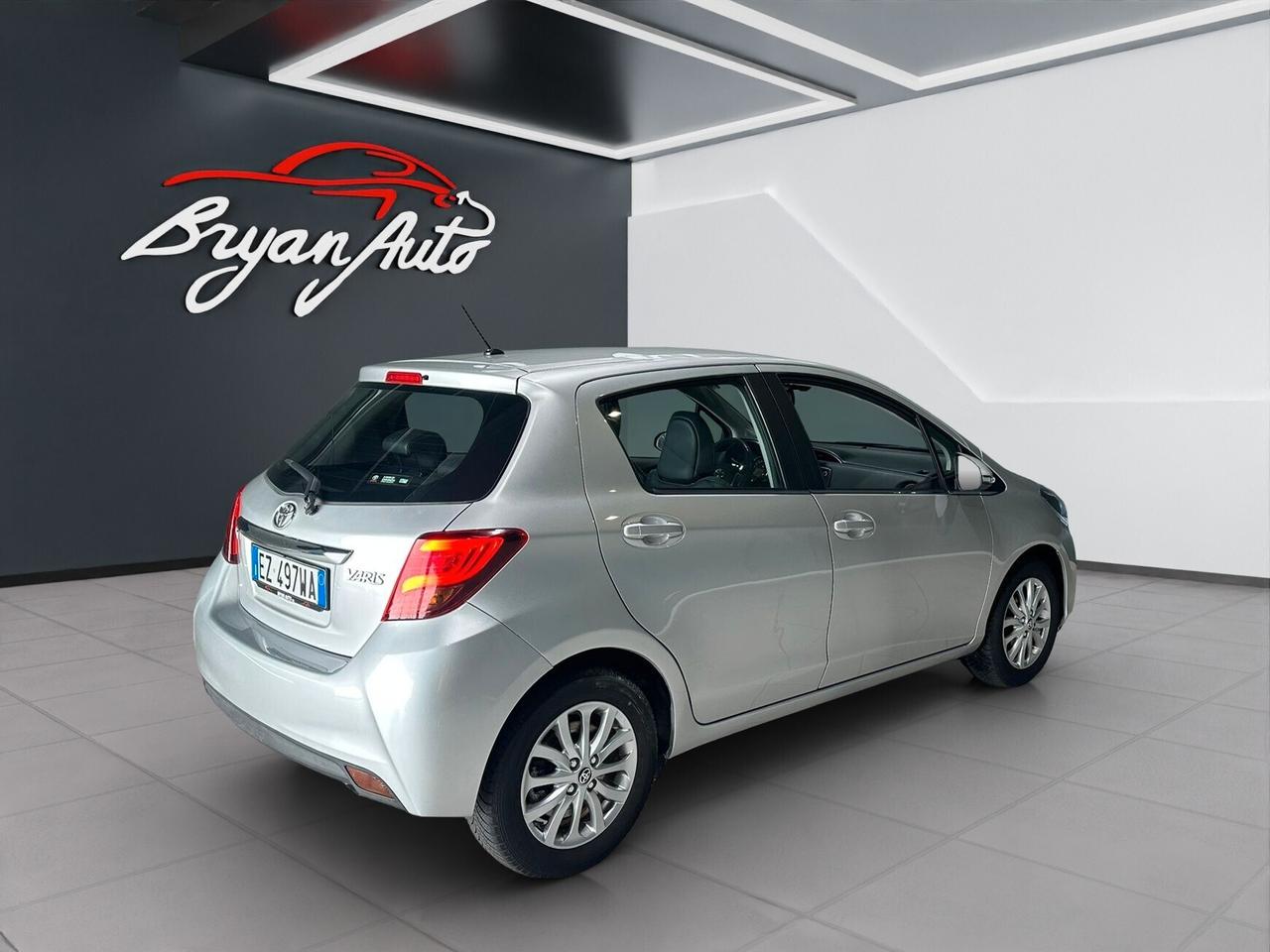 Toyota Yaris 1.0 5 porte Lounge