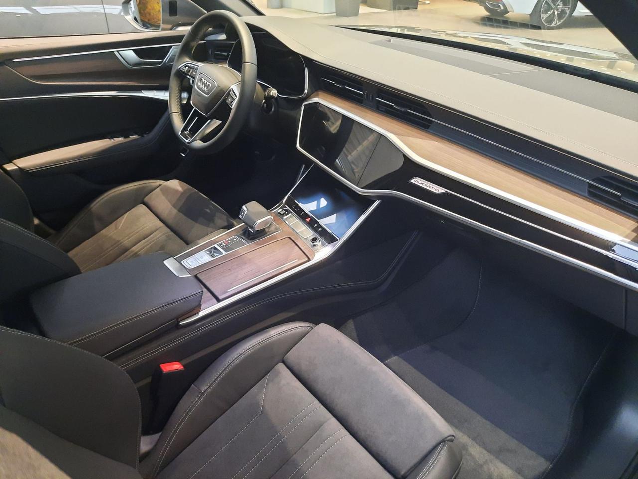 Audi A6 allroad 40 2.0 tdi mhev 12v 204cv business advanced quattro ultra s tronic