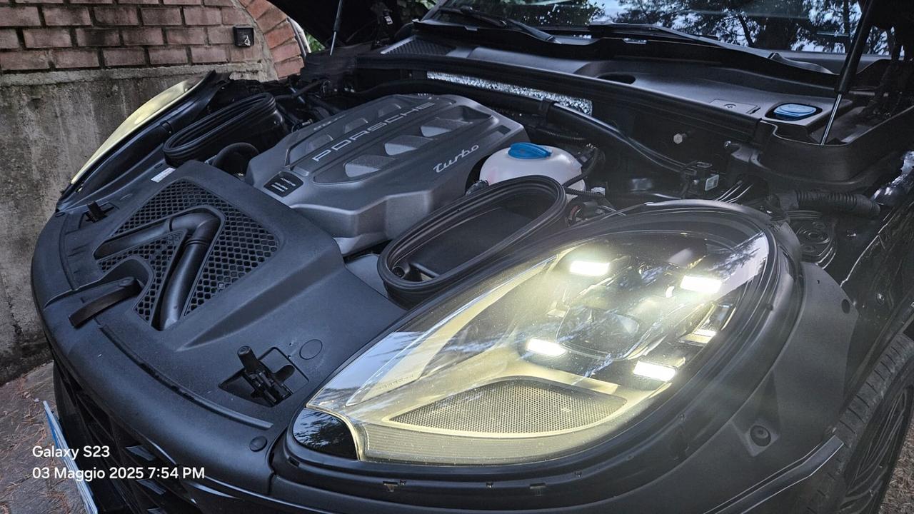 Porsche Macan 3.6 Turbo Performance