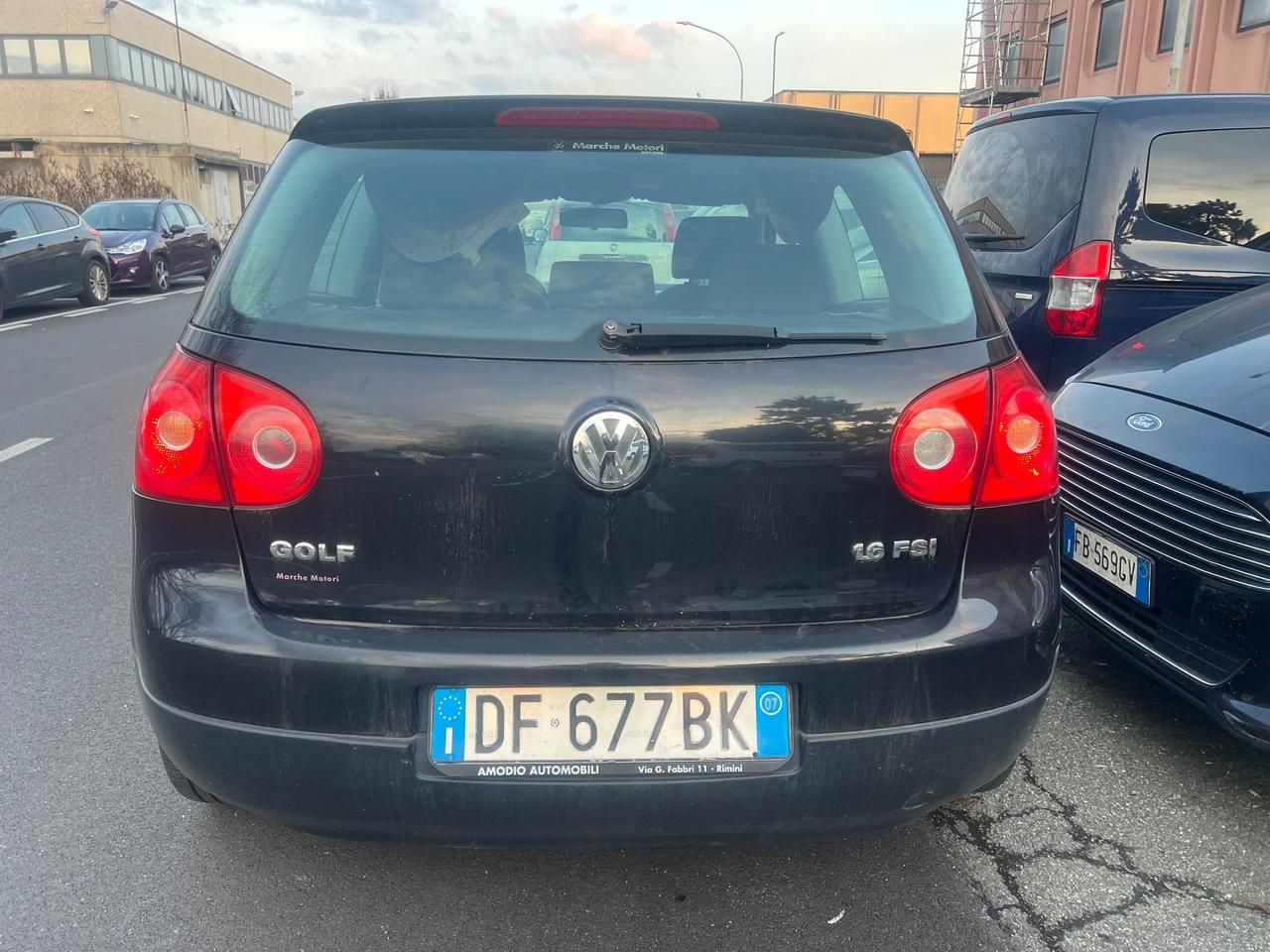 Volkswagen Golf 1.6 16V FSI 3p. Sportline