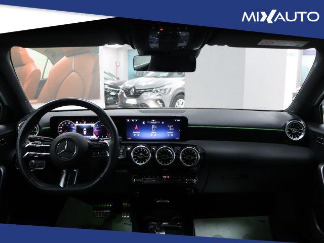 MERCEDES-BENZ A 180 D Automatic Premium AMG Line