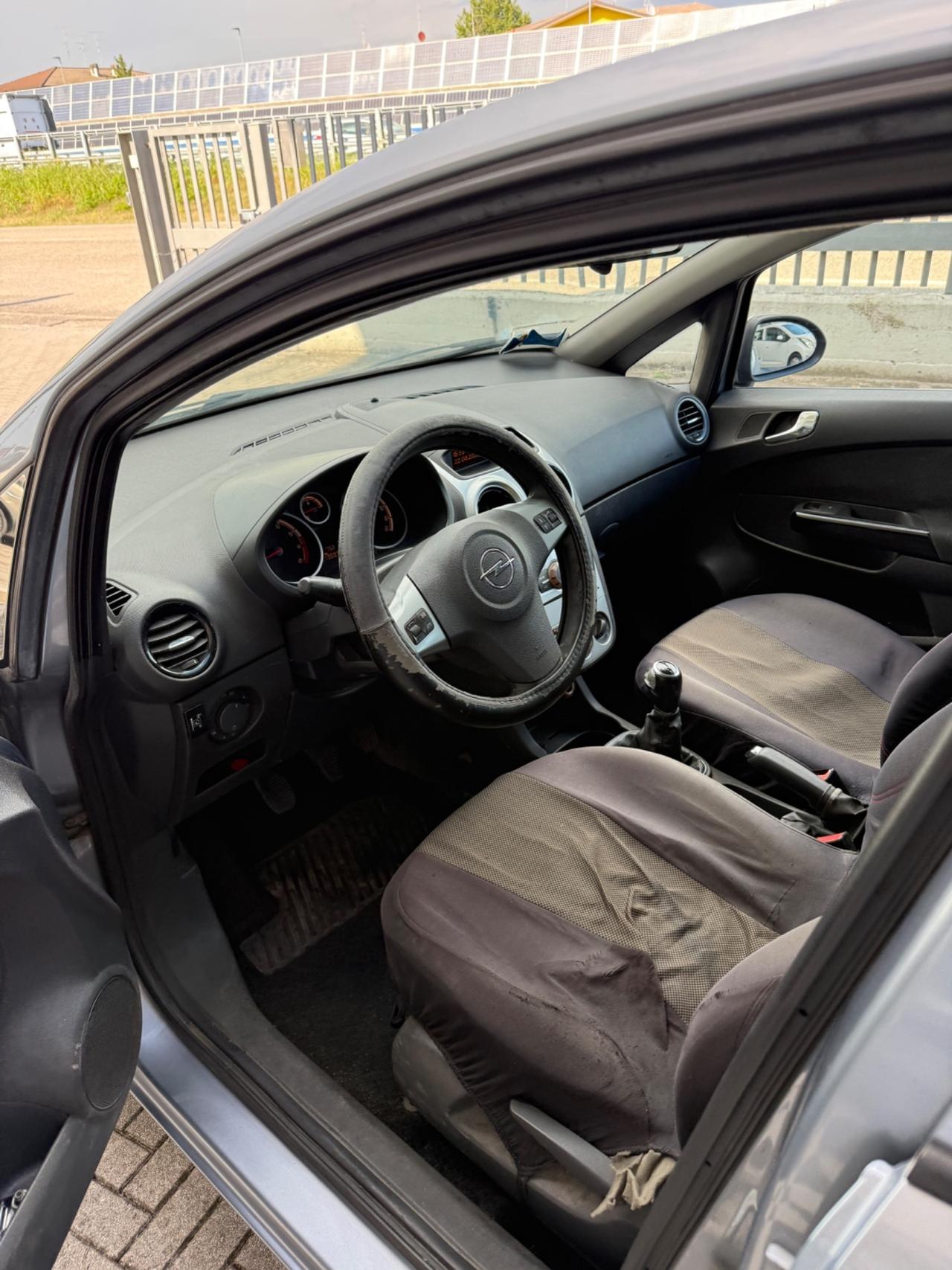 Opel Corsa 1.2 80CV 5 porte GPL-TECH Club