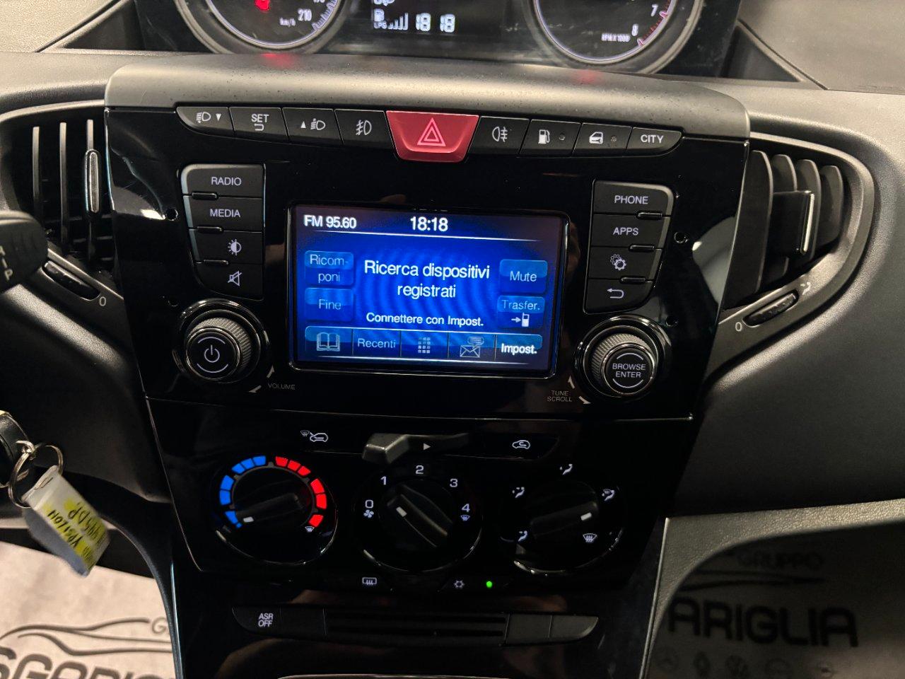 Lancia Ypsilon 1.2 GPL Gold Ecochic