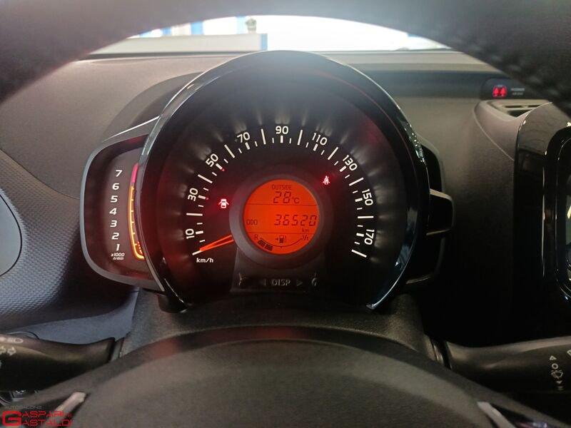 Citroën C1 1.0 VTi72 Shine
