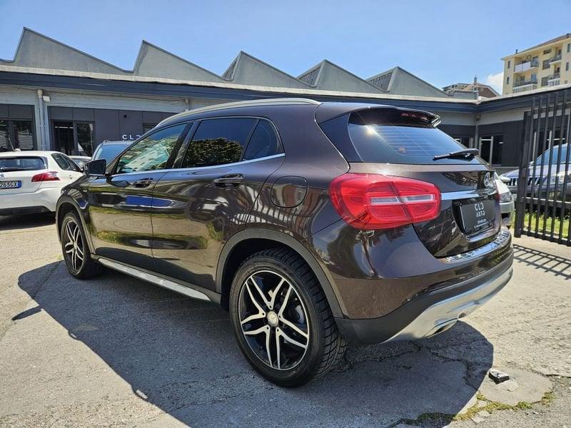 Mercedes-Benz GLA GLA 200 d Automatic Activity Edition