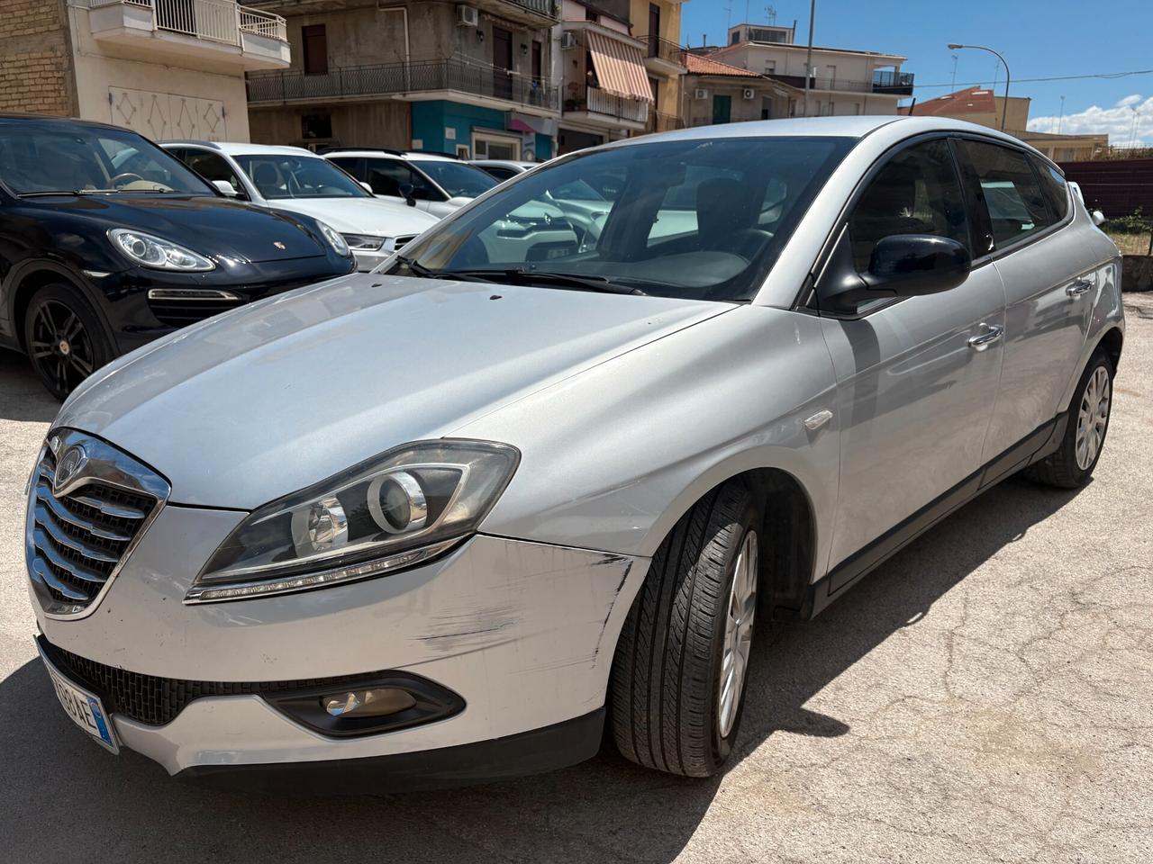 Lancia Delta 1.6 MJT DPF Oro