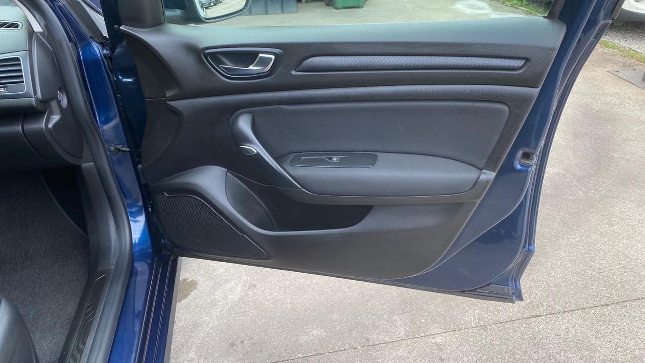 Renault Megane Mégane Sporter Blue dCi 115 CV EDC autocarro