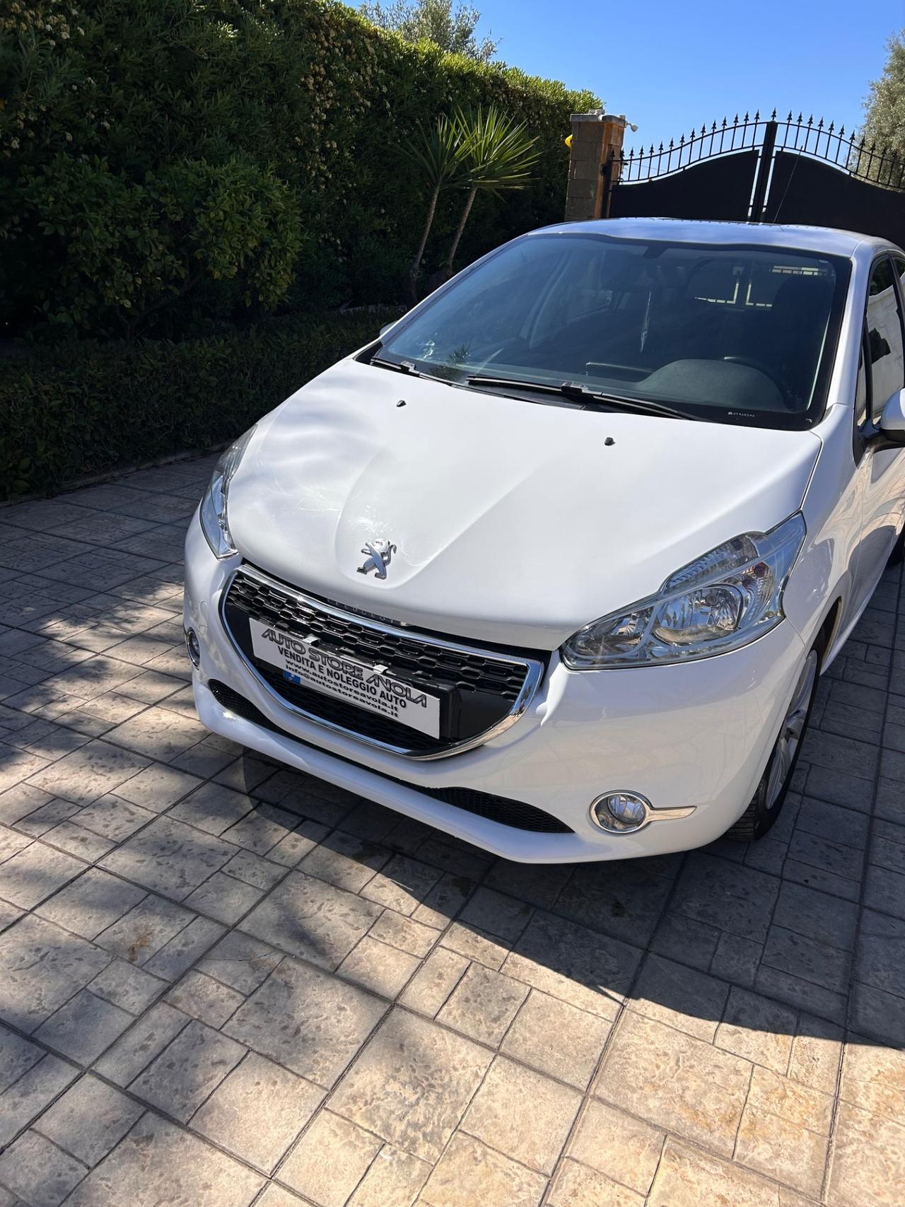 Peugeot 208 1.4 HDi 68 CV 5 porte Access