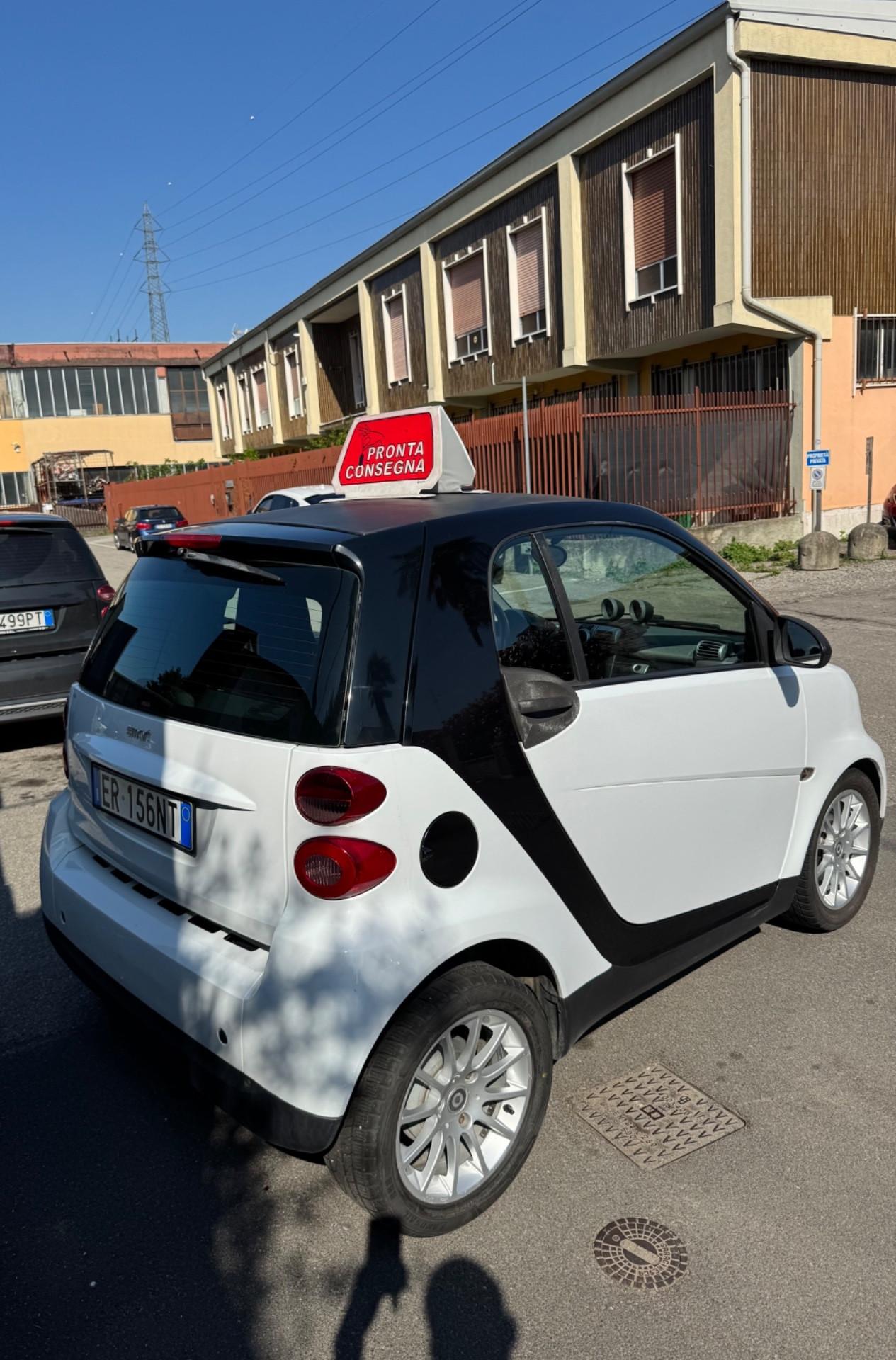 Smart ForTwo 1000 52 kW coupé pure