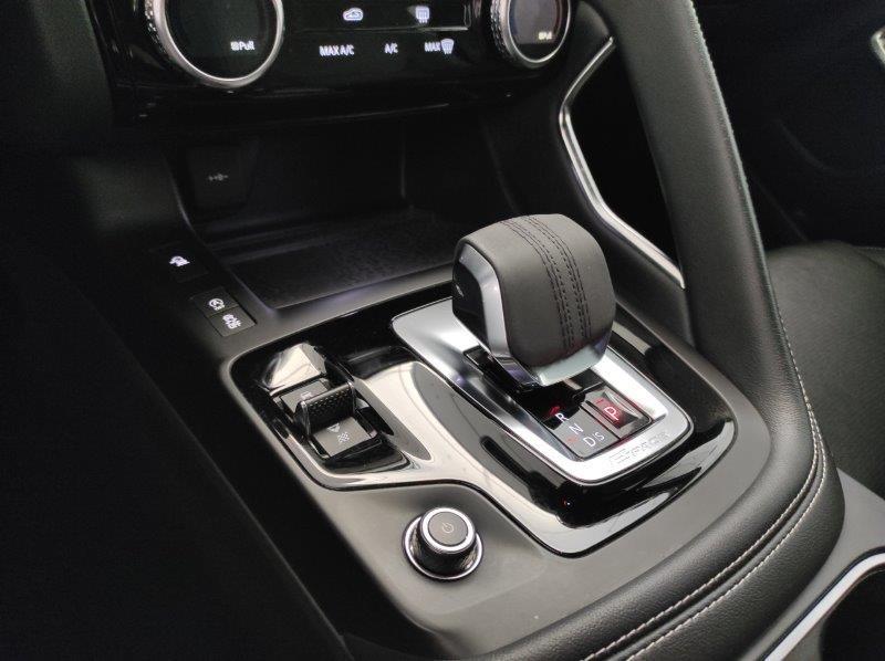 JAGUAR E-Pace (X540) - E-Pace 2.0D I4 163 CV AWD Auto R-Dynamic