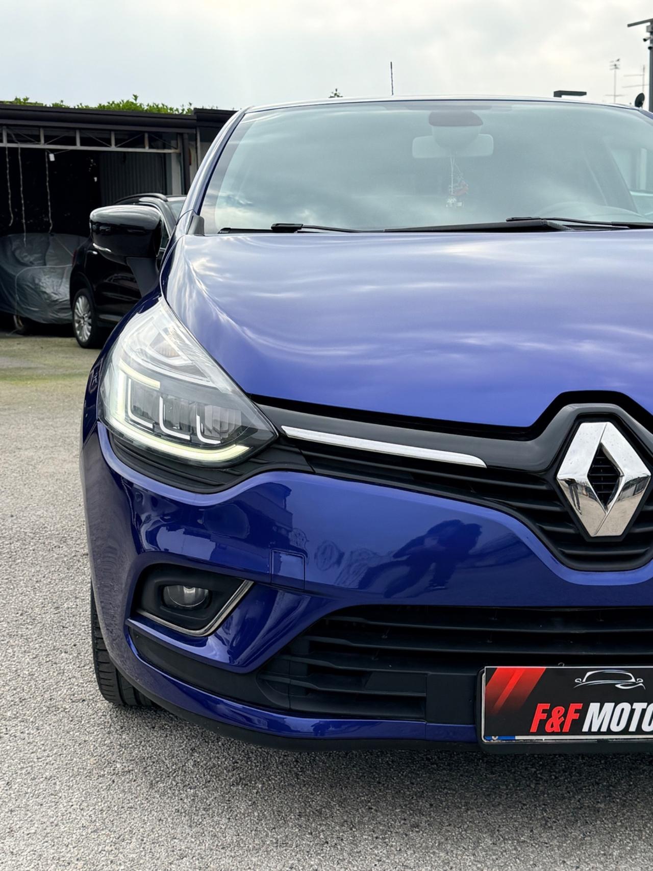 Renault Clio TCe 12V 90 CV 5 porte Duel anno 2018