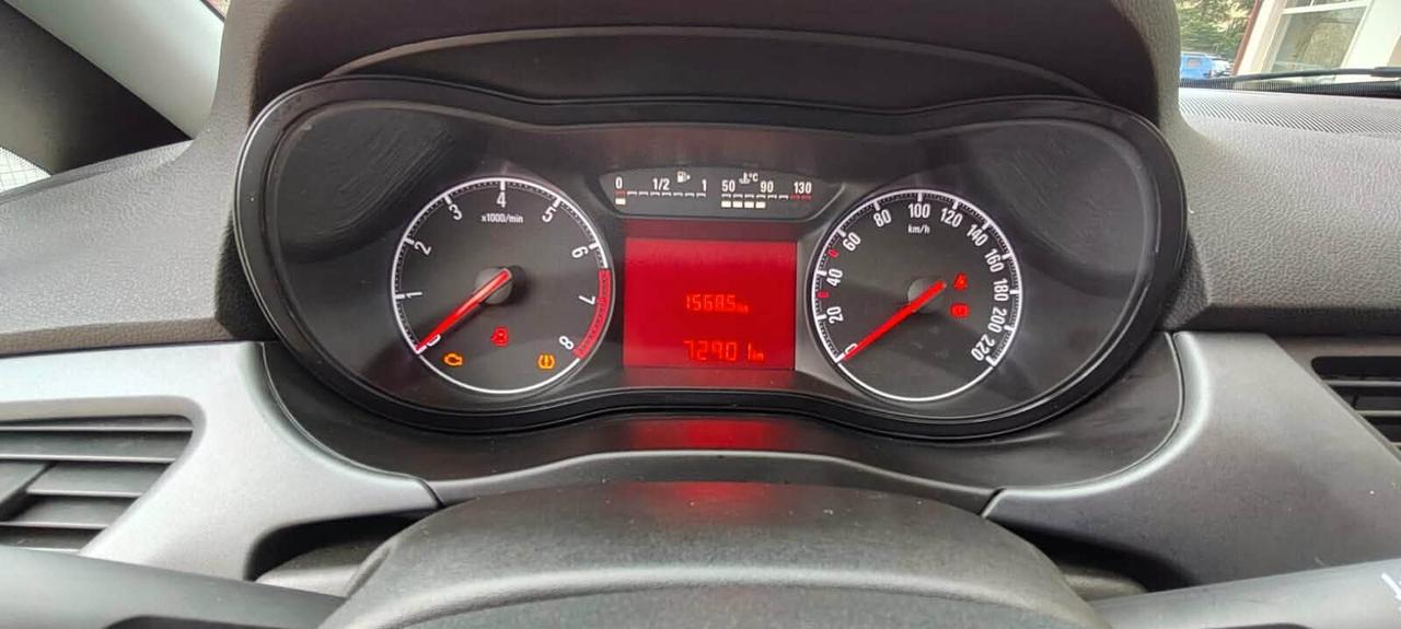 Opel Corsa 1.4 Benzina 90CV 5 porte b-Color