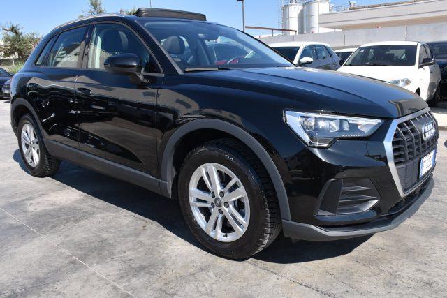 AUDI Q3 40 TDI quattro S tronic Business *TETTUCCIO*