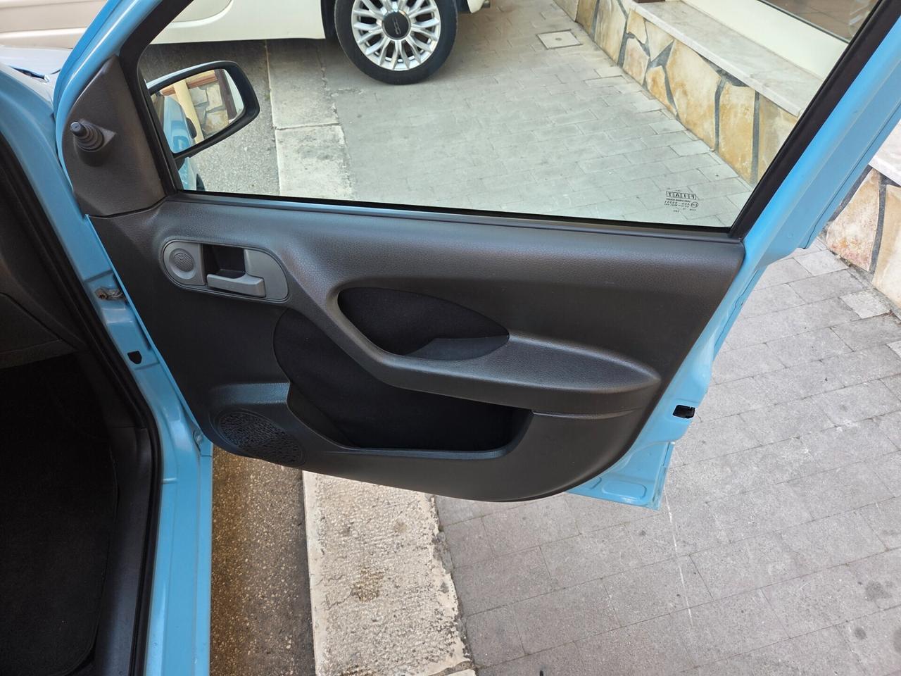 FIAT PANDA 1.2 BENZINA 70 CV SOLI KM 110000 CERTIF