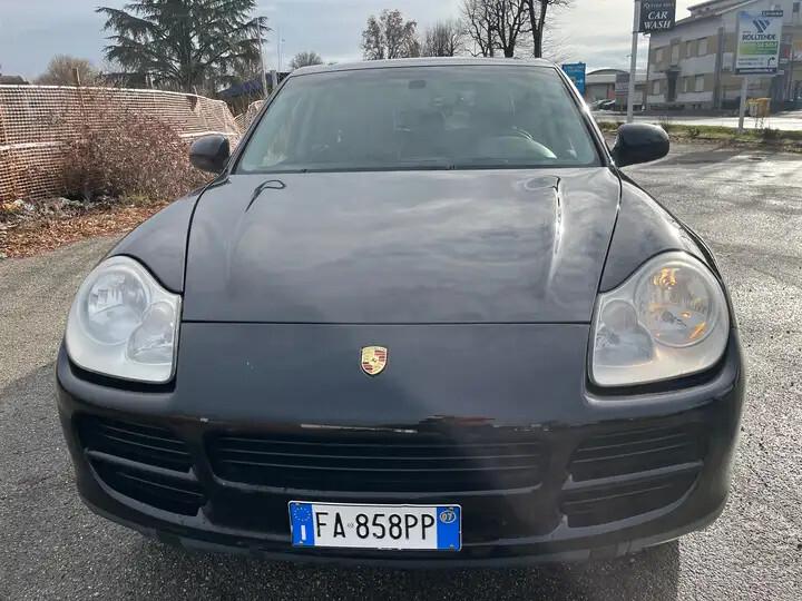 Porsche Cayenne 3.2 250cv Tipronic ASI + CRS a libretto