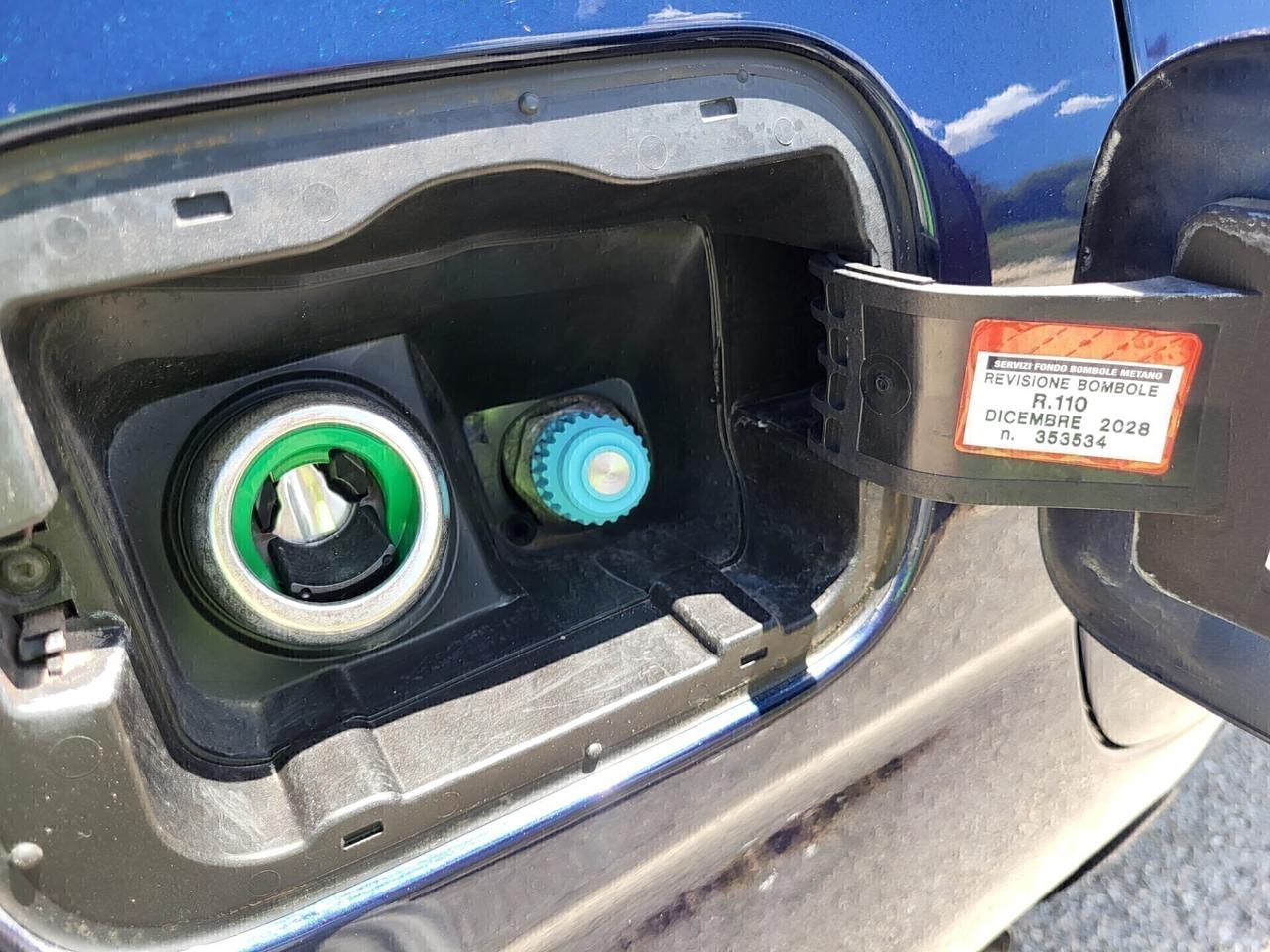 FIAT PANDA 0,9 NP-K-WAY-UNICA PROP-5 POSTI-4 REVIS