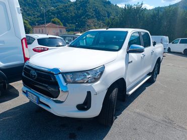 Toyota Hilux 2.4 D-4D 4WD 4 porte Double Cab Executive