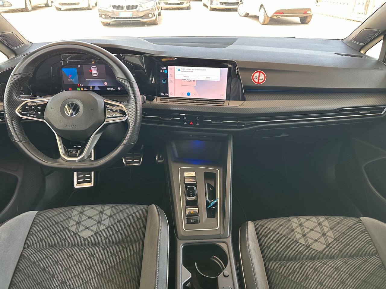 VW GOLF 8*2.0TDI*150CV*2XR-LINE*VIRTUAL*SEDILI SPORTIVI*NAVI*LED*AUT*
