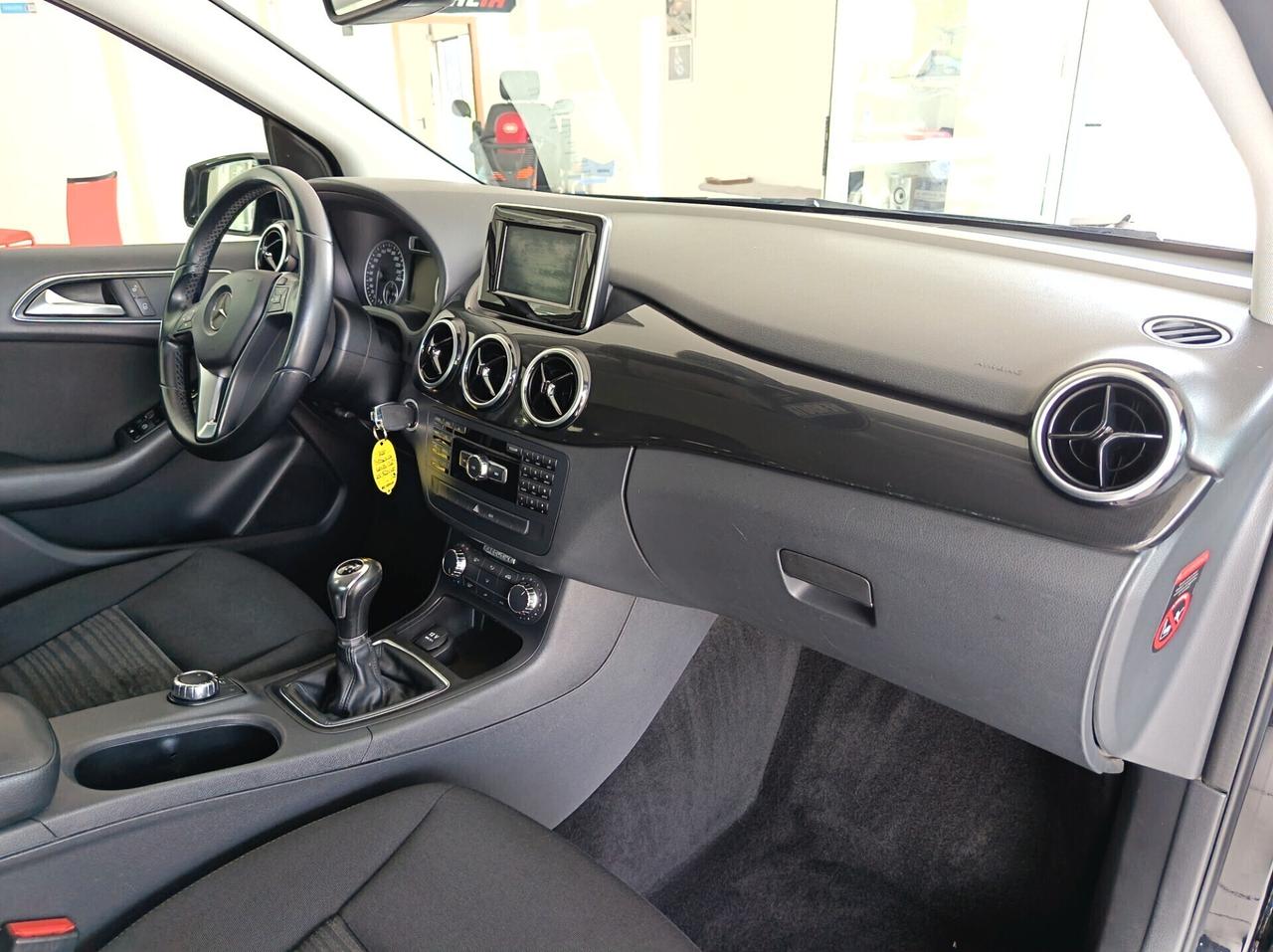 Mercedes B 180 CDI Executive "LEGGI"