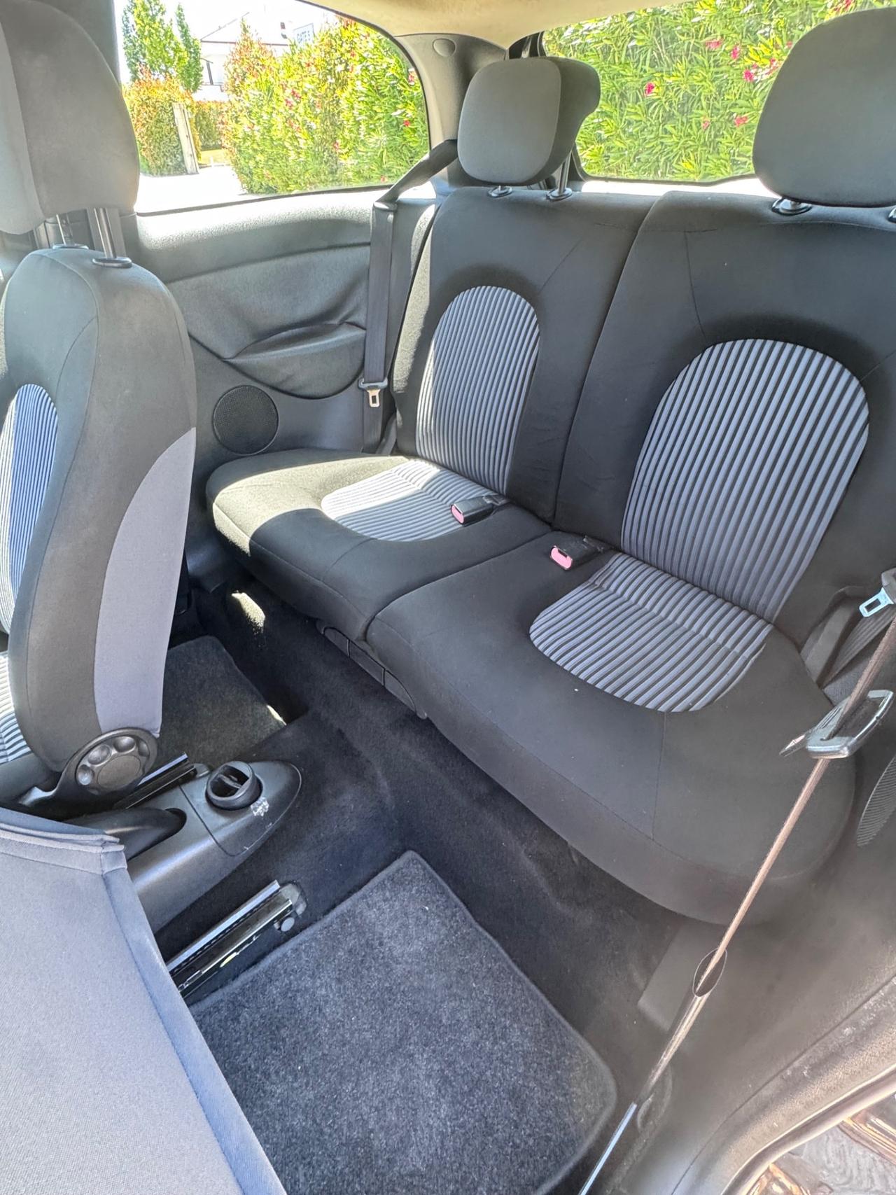 Lancia Ypsilon 1.2 Platino